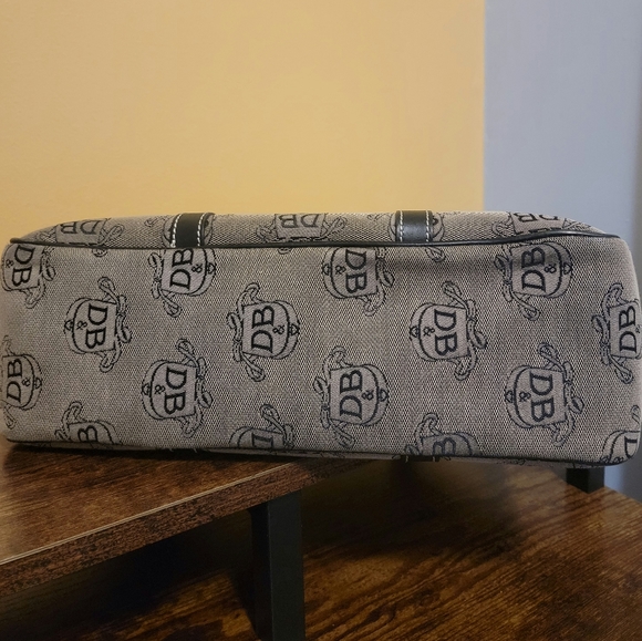 Dooney & Bourke Satchel Handbag - Picture 4 of 13